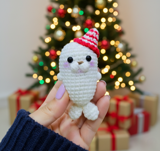 Cute Christmas Seal Amigurumi – Easy Crochet Pattern (PDF)